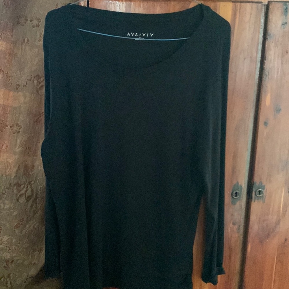 Black Ava &Viv top
